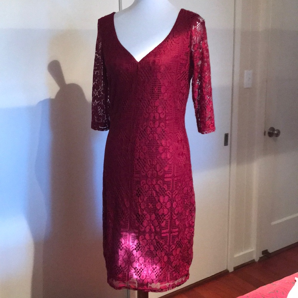 Stretch Polyester lace looking dress fully lined